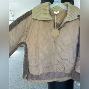 NWT Bibi Women's Tan Quilted and Sherpa Jacket